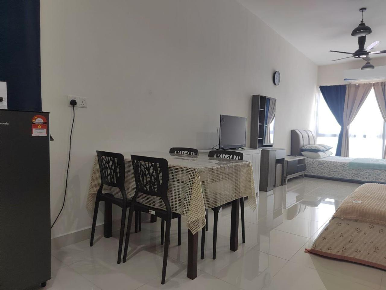 Studio Suite Homestay Klia Szepang Kültér fotó